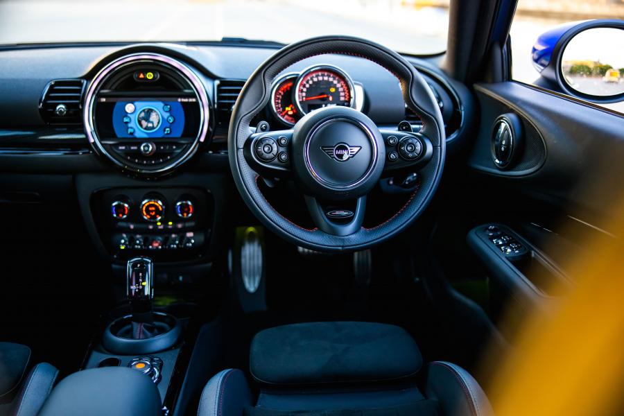 Торпедо Mini John Cooper Works Clubman (F54) 2019 года  (AU) (фото 7 из 38)